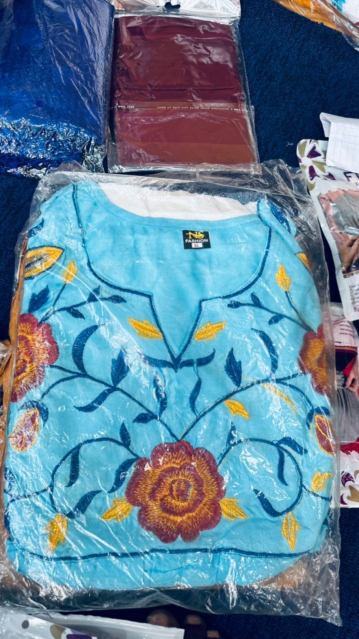 Robe Bleue Brodée Fleurs NS Fashion