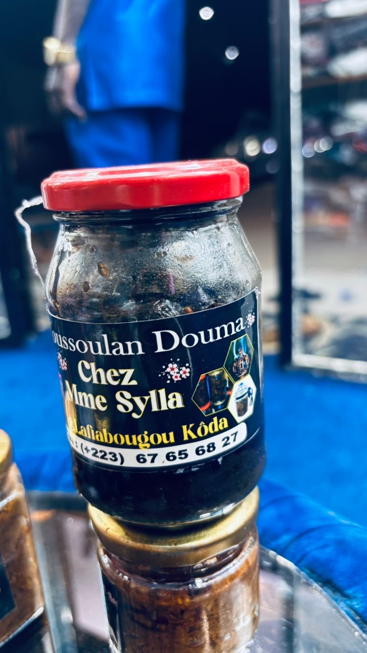 Woussoulan Douma – Rouge