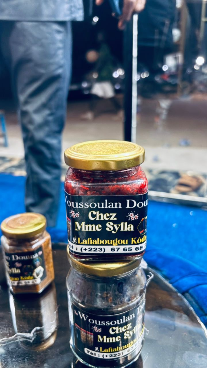 Woussoulan Douma – Collection